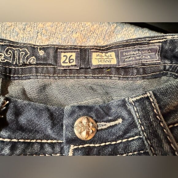 Miss Me Mid Rise Skinny size 26 jeans - Picture 2 of 12